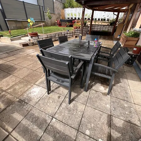 A 4-room Family House Only 6 Km From Basel Apartamento Buschwiller